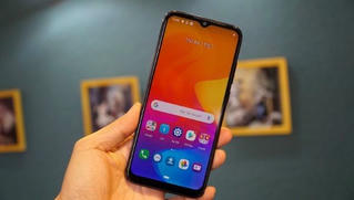 12.000 điện thoại hết veo sau 14h lên kệ, Vsmart Joy 3 lập kỉ lục "vô tiền khoáng hậu"
