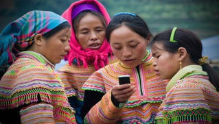 Hộ nghèo, hộ cận nghèo được ưu đãi sử dụng điện thoại di động như thế nào?