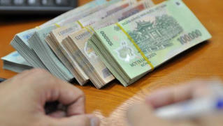 Việc góp vốn đầu tư bằng tiền của nhà đầu tư nước ngoài