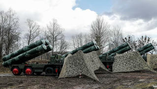 Nga khoe sức mạnh của "rồng lửa" S-400 ở Crimea