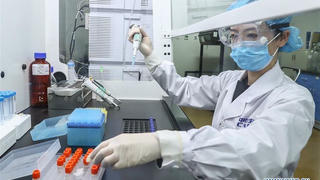 Trung Quốc thử nghiệm trên người 2 loại vaccine COVID-19