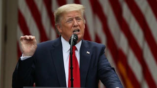 Tổng thống Mỹ Donald Trump tuyên bố 'cắt đứt quan hệ' với WHO