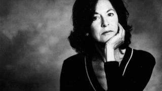 Nhà thơ Louise Gluck đoạt giải Nobel Văn học năm 2020