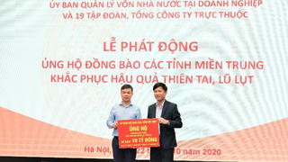 VNPT ủng hộ 10 tỷ đồng để hỗ trợ 5 tỉnh miền Trung khắc phục hậu quả bão lụt