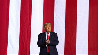 Tài khoản Twitter của Tổng thống Trump bị hack?