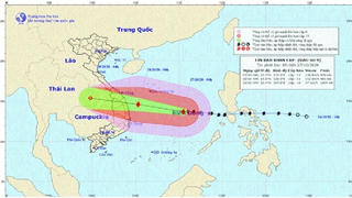 Bão số 9 gây mưa rất to kèm gió mạnh từ Thừa Thiên-Huế đến Phú Yên