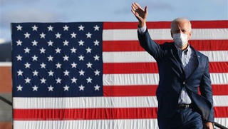 Bầu cử Tổng thống Mỹ: Có người đặt cược 1,29 triệu đô-la vào ông Biden