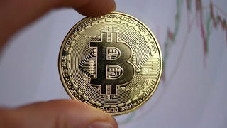 Bitcoin tăng chóng mặt, cao nhất trong gần 3 năm qua