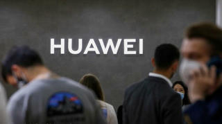 Có vẻ như Huawei sắp bán các thương hiệu điện thoại thông minh cao cấp P và Mate