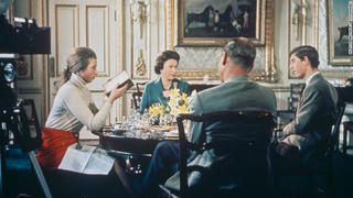 Rò rỉ phim "cấm" về gia đình hoàng gia Anh trên YouTube