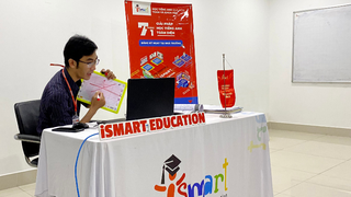 iSMART chạy liên tiếp 6 lớp Virtual Class mỗi ngày cho học sinh học Toán và Khoa học bằng tiếng Anh trong mùa dịch