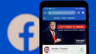 Facebook cấm ông Donald Trump 2 năm