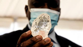 Phát hiện viên kim cương lớn thứ ba thế giới 