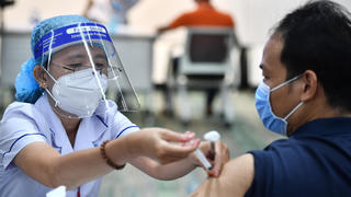 TP.HCM bắt đầu chiến dịch tiêm vaccine COVID-19 lớn nhất trong lịch sử