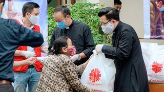 Từ 1/7/2021: Những đối tượng nào sẽ bị tạm dừng trợ cấp xã hội? 