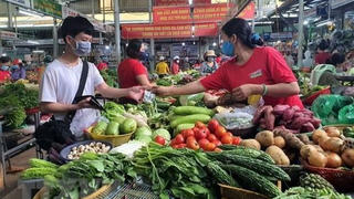TP.HCM thí điểm chợ truyền thống trở lại, xử lý nghiêm việc đầu cơ