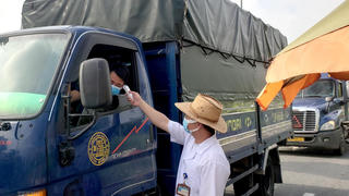 Người vận chuyển hàng hoá không bị kiểm tra giấy chứng nhận xét nghiệm SARS-CoV-2 trong trường hợp nào?