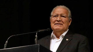 El Salvador truy nã quốc tế cựu Tổng thống Sánchez Cerén