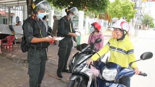 Kiên quyết xử lý nghiêm các trường hợp người ra đường lý do không chính đáng