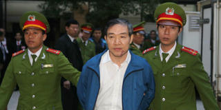 “Kịch trần” 10 triệu khó  "mua" được tin giá trị? 