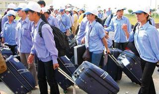 Cấm đưa người Việt sang nước ngoài làm công việc ảnh hưởng thuần phong mỹ tục