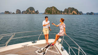 FLC Hạ Long - Thức dậy giữa kỳ quan