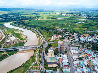 Đẩy mạnh phát triển hạ tầng giao thông, Kon Tum khởi sắc 