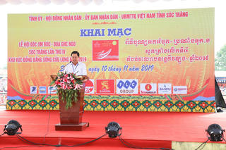 Tập đoàn FLC đồng hành cùng Lễ hội Oóc Om Bóc - Đua ghe Ngo Sóc Trăng 2019