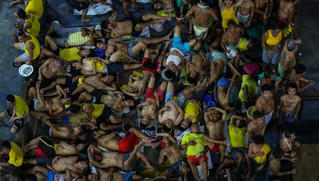 Philippines thả gần 10.000 tù nhân, vì lo ngại bùng phát dịch 