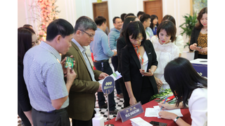Sky Hotel phiên bản giới hạn hút hàng ngày mở bán