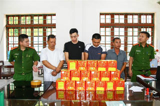 Nhóm đối tượng tự ý chế tạo đạn, pháo với số lượng lớn