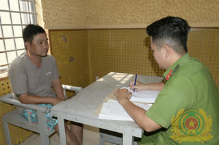 Hàng loạt phụ nữ mất tiền và tài sản do sập 'bẫy tình' qua mạng