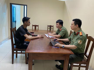 Bắt đối tượng tổ chức cho nhiều người trốn đi nước ngoài