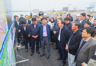 Đoàn công tác Quốc hội khảo sát Dự án tuyến đường sắt Lào Cai - Hà Nội - Hải Phòng 