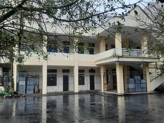 Khởi tố nữ văn thư mang 60 thùng hồ sơ đi bán phế liệu