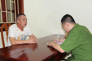 Khởi tố đối tượng tàng trữ 2 cá thể báo trái phép