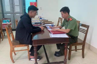 Nam thanh niên bị xử phạt 7,5 triệu đồng do đăng tải nội dung sai sự thật về công an