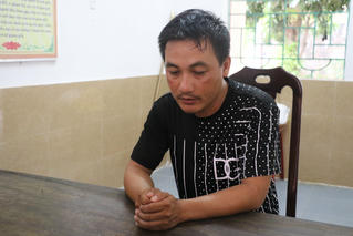 Bắt đối tượng lừa bán tượng cổ 'rởm'