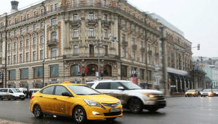 Quan chức Nga sẽ sử dụng taxi thay xe công vụ?