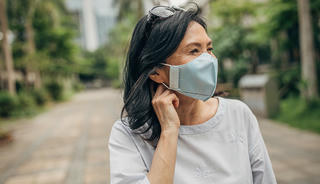 Dịch Covid-19 sáng ngày 22/10: Một tình nguyện viên thử vắc-xin ngừa Covid-19 tử vong ở Brazil