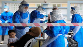 Malaysia ban bố tình trạng khẩn cấp toàn quốc đến tháng 8
