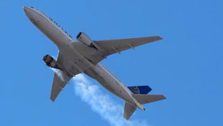 Boeing khuyến cáo ngừng bay máy bay 777