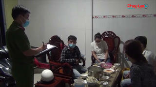 Tiền Giang: Bất chấp tình hình dịch bệnh 4 đối tượng vẫn ngang nhiên tụ tập hát karaoke 