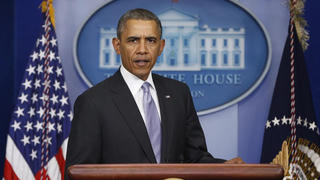 Cựu Tổng thống Mỹ Barrack Obama "biết ơn khi được tiêm chủng"