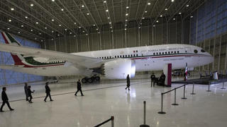 Cho thuê máy bay tổng thống để phục vụ đám cưới, tiệc tùng