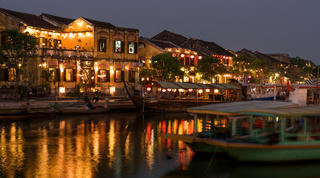Hội An lọt vào top điểm du lịch thịnh hành nhất thế giới 8