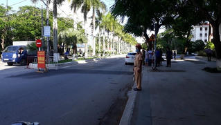 Du học sinh nhiễm Covid, Hải Phòng phun khử khuẩn toàn quận Đồ Sơn