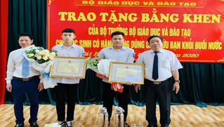 Bộ GD&ĐT tặng Bằng khen học sinh Hải Phòng cứu bạn khỏi đuối nước