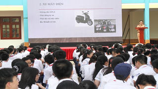 Gần 3000 học sinh, giáo viên Hải Phòng được tuyên truyền pháp luật về an toàn giao thông