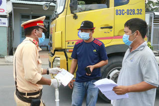 Cần Thơ quy định về điều kiện ra vào thành phố 